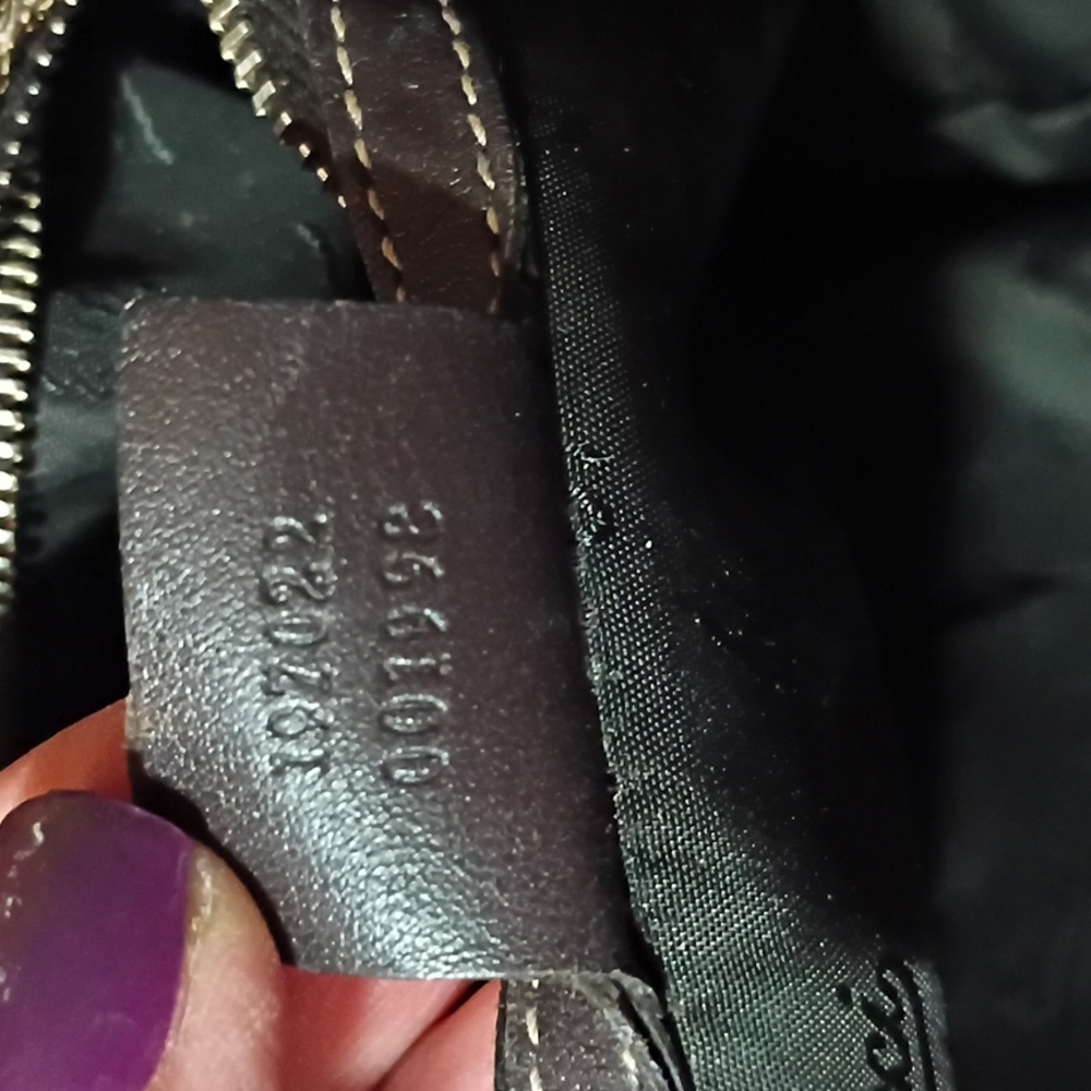 Gucci Shiny Brown Monogram Travel Bag - Picture 10 of 10